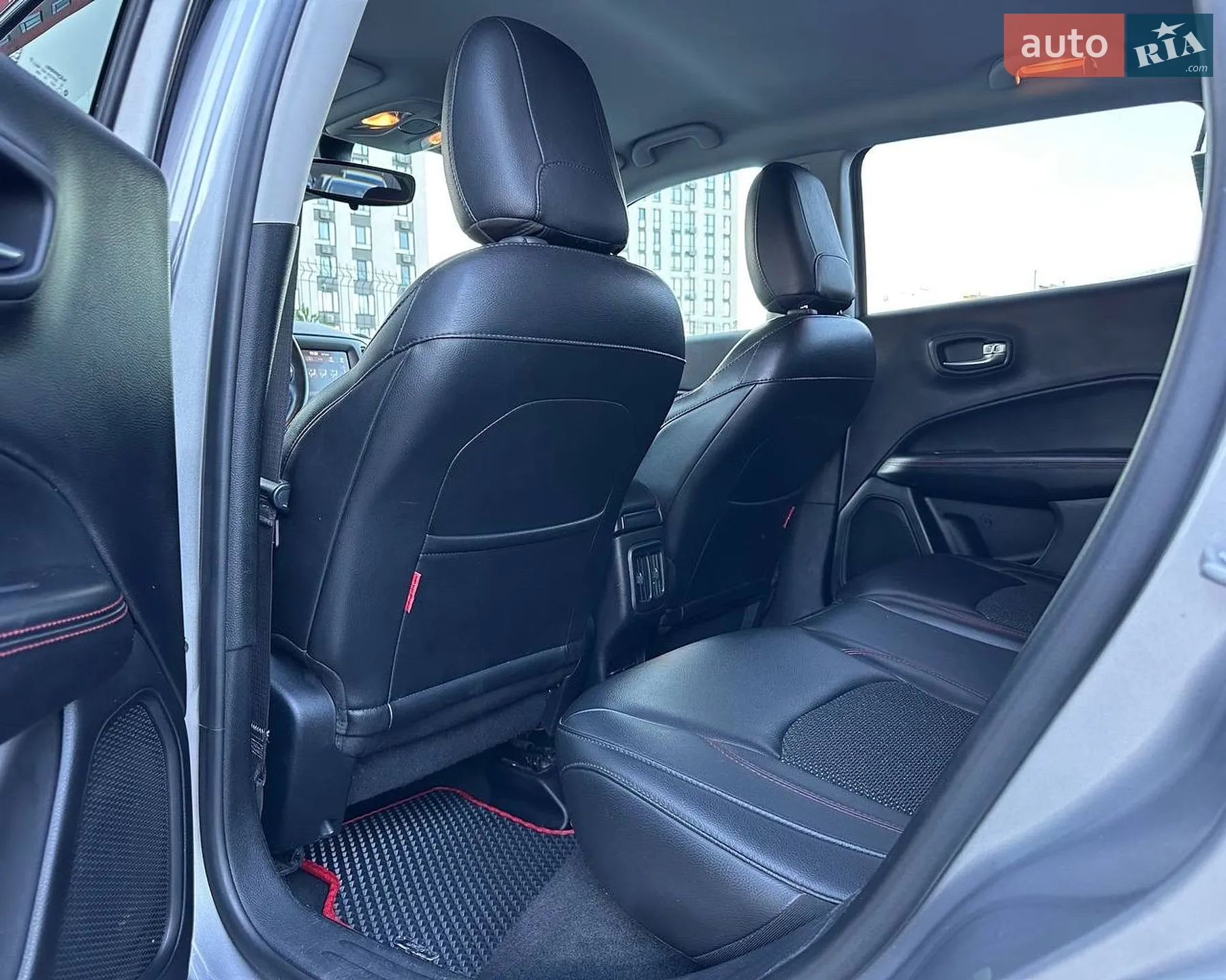2019 Jeep Compass - мініатюра 33