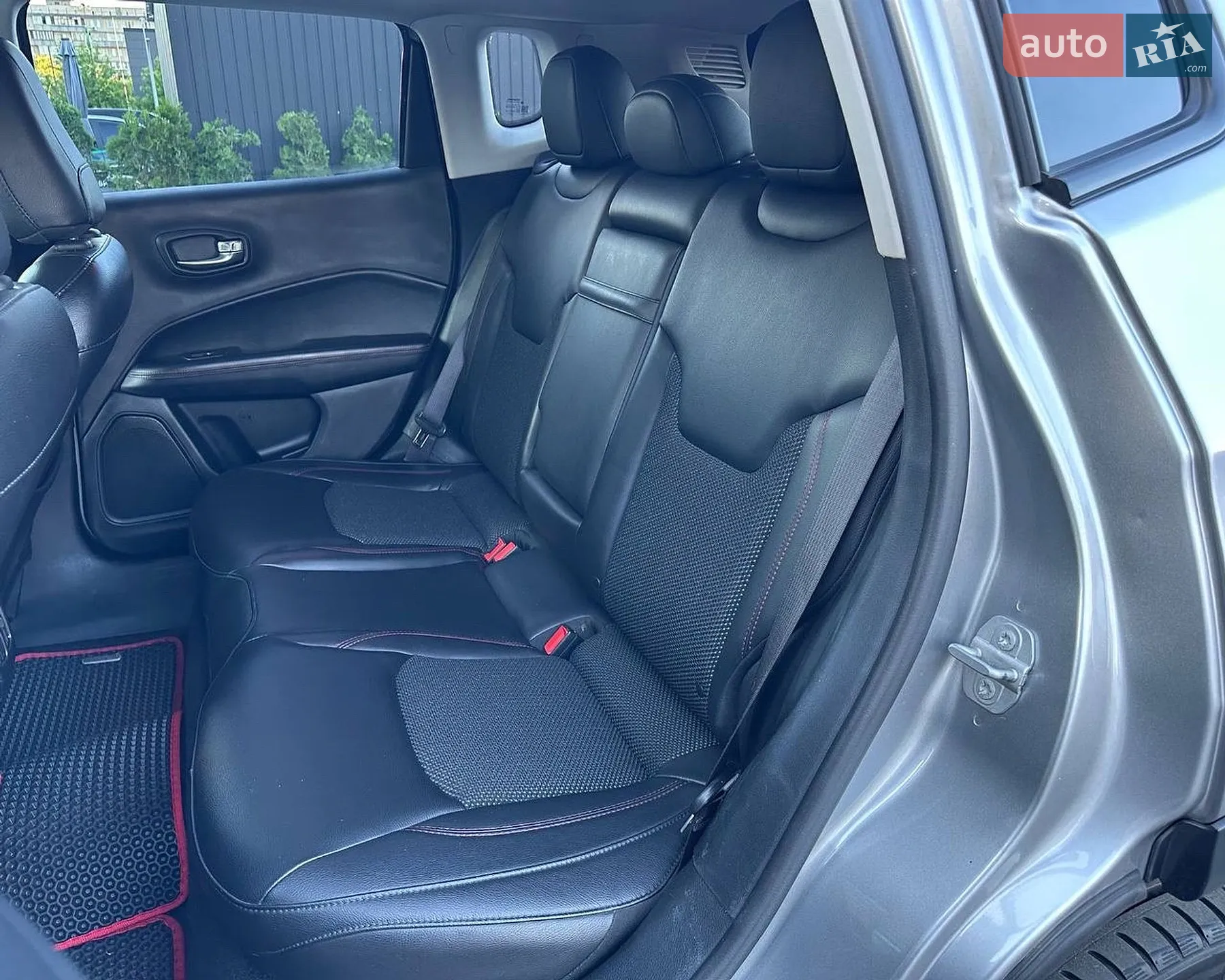 2019 Jeep Compass - мініатюра 38