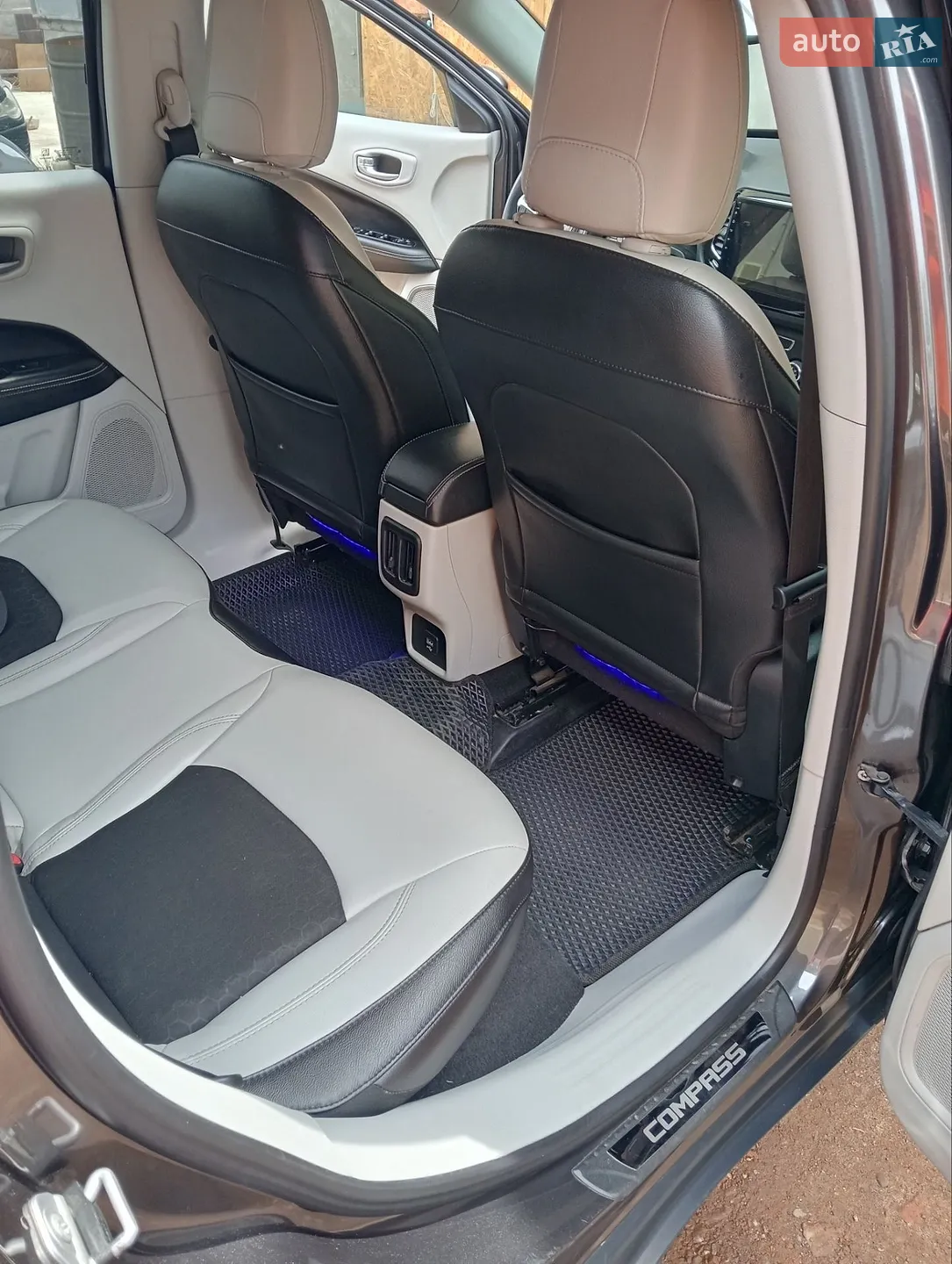 2018 Jeep Compass - мініатюра 4