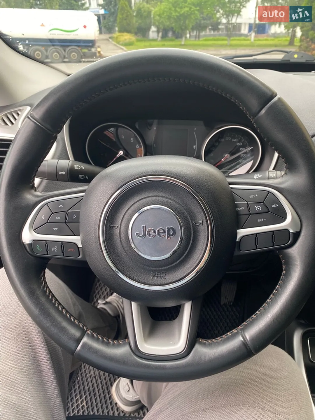 2017 Jeep Compass - мініатюра 9