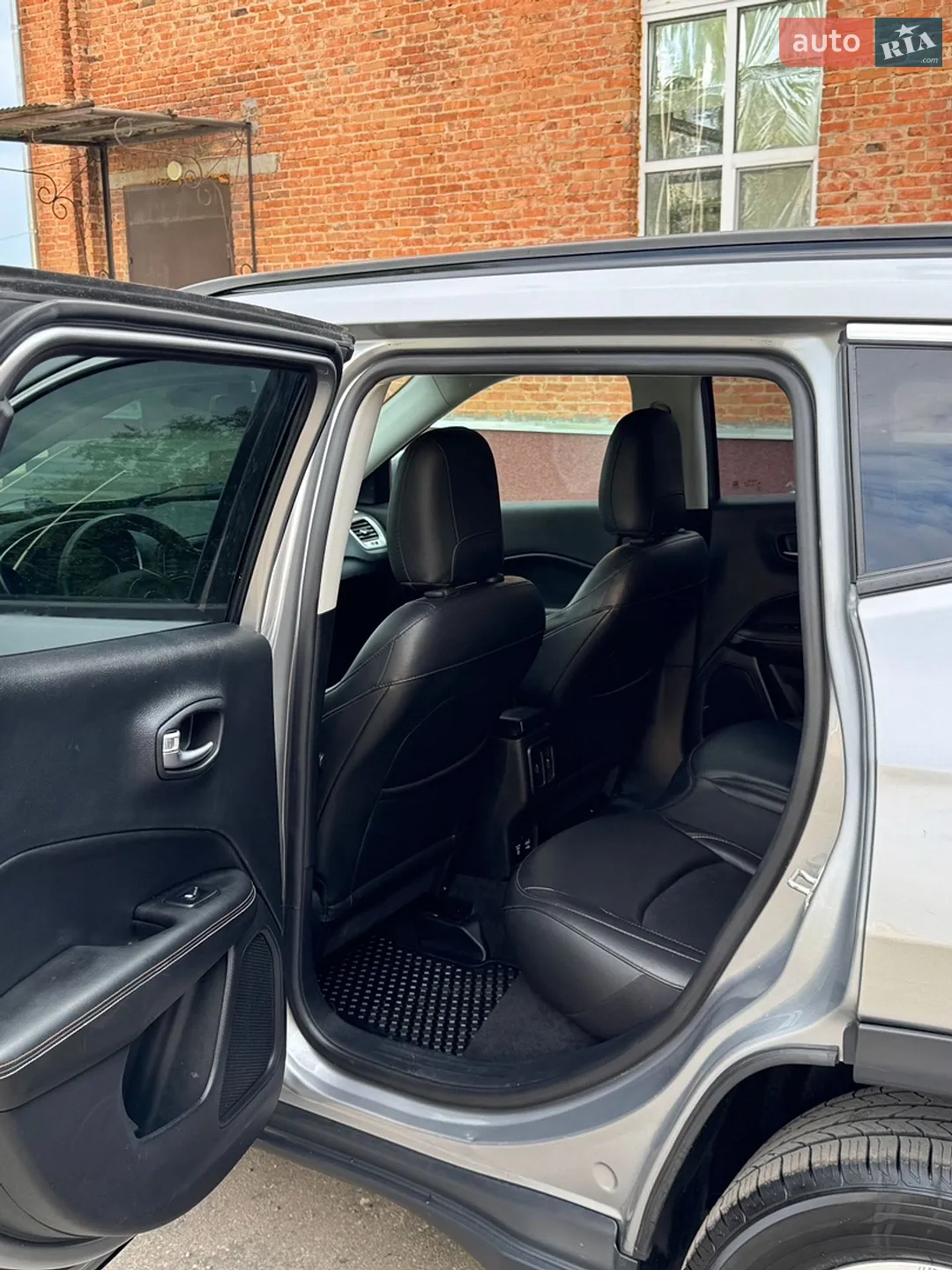 2018 Jeep Compass - мініатюра 8