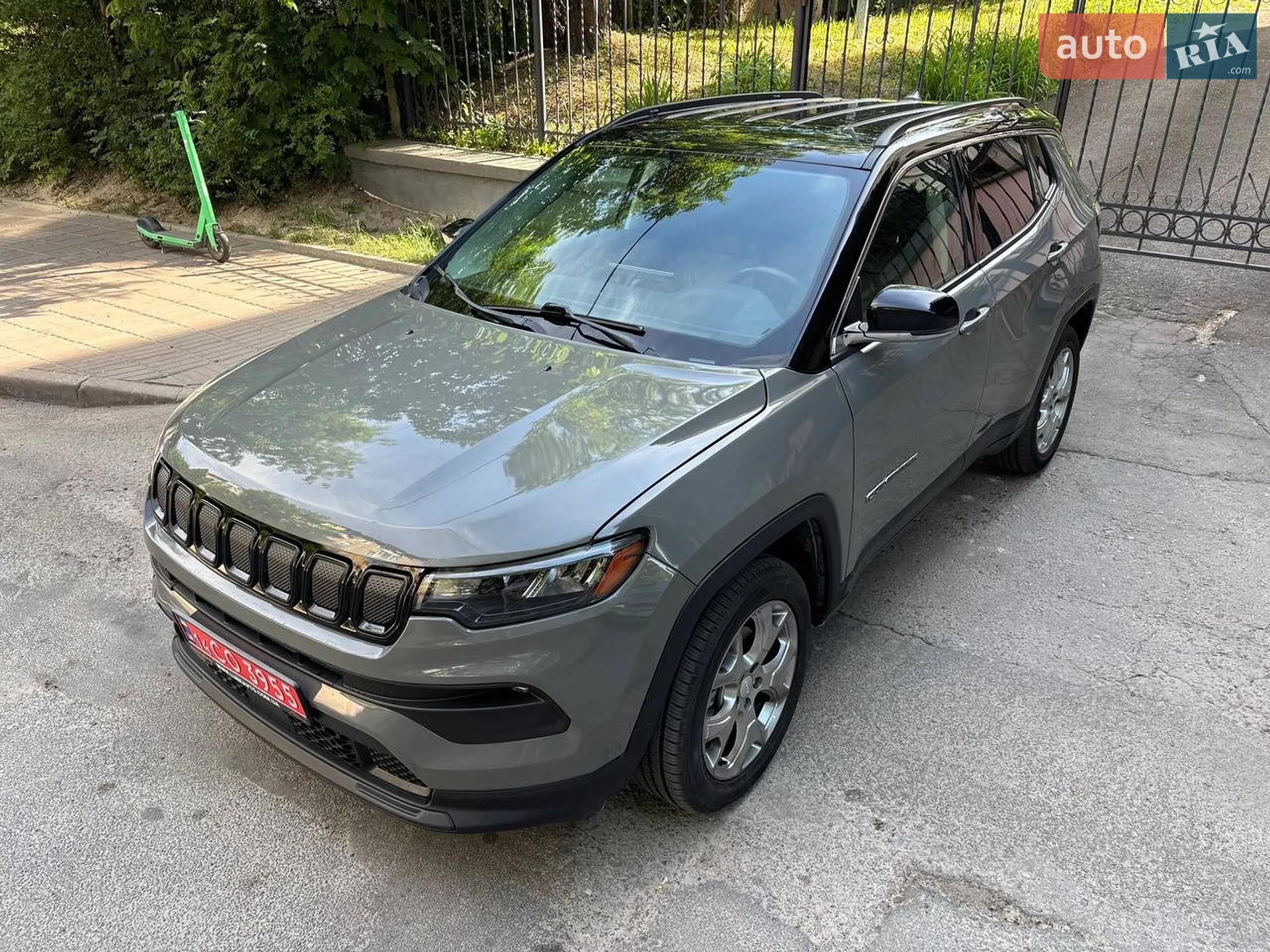 2022 Jeep Compass - мініатюра 2