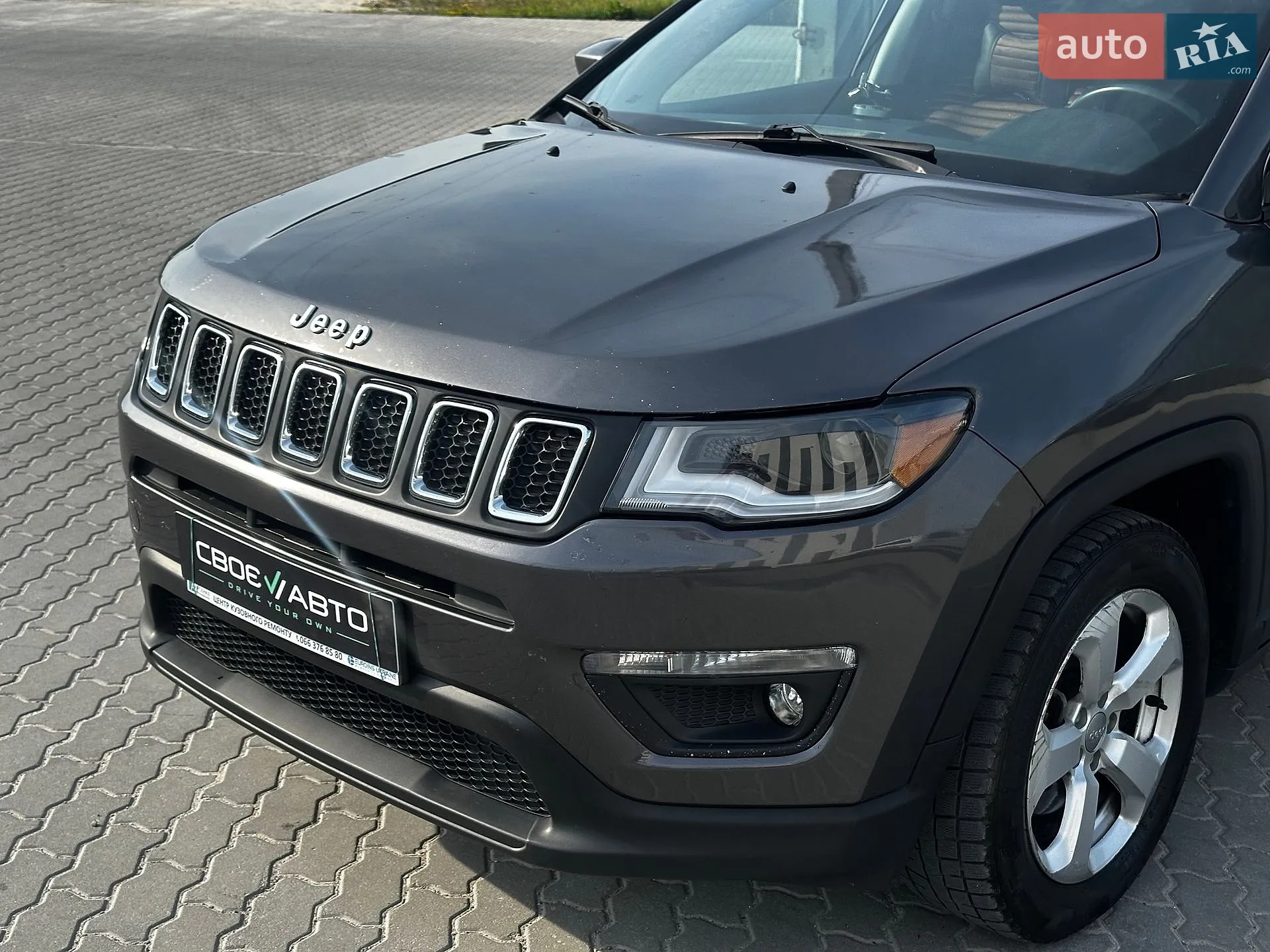 2017 Jeep Compass - мініатюра 3
