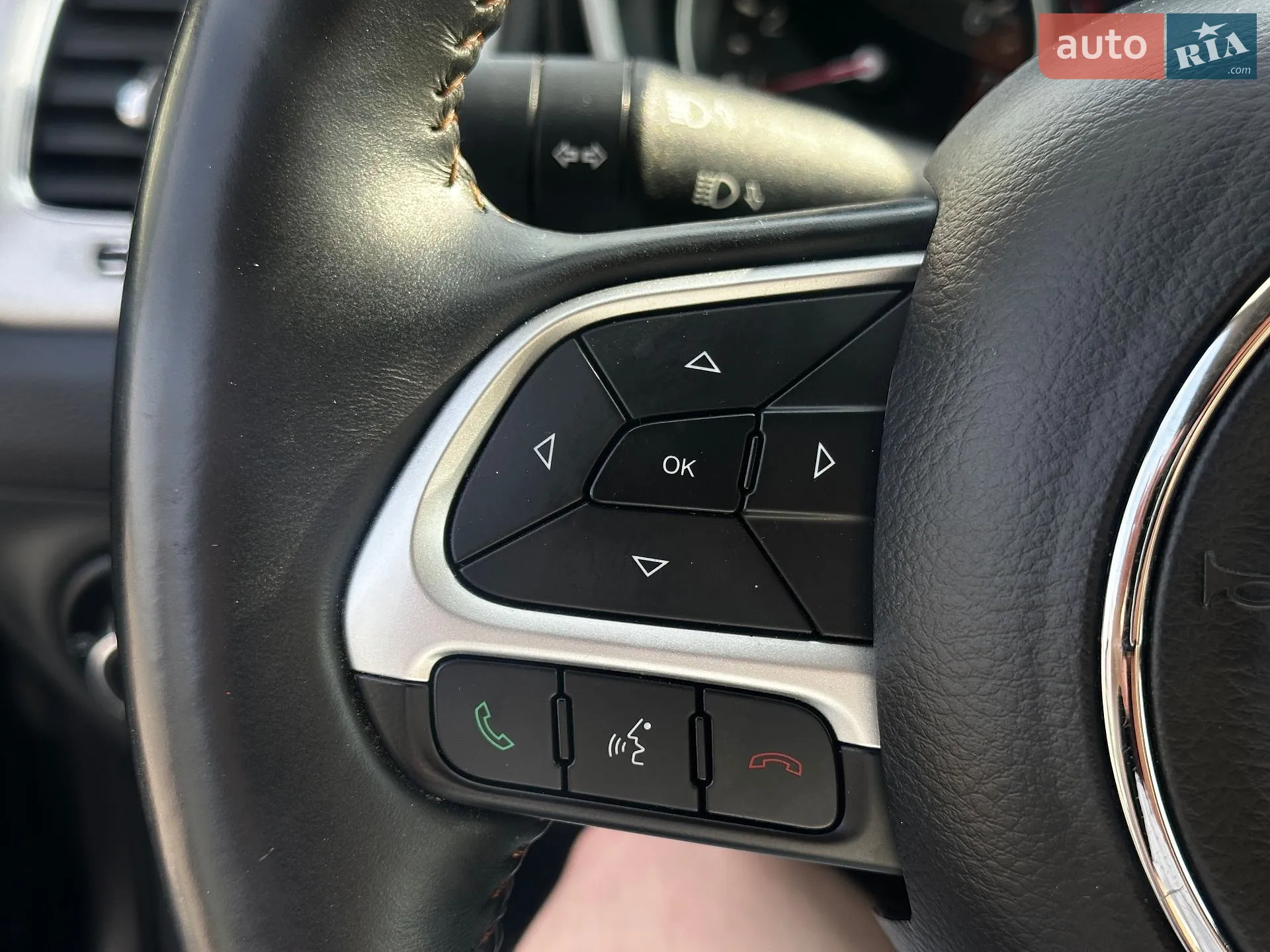 2017 Jeep Compass - мініатюра 28