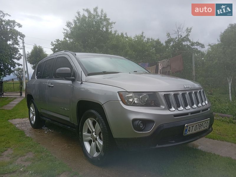 Внедорожник / Кроссовер Jeep Compass 2015 в Ивано-Франковске