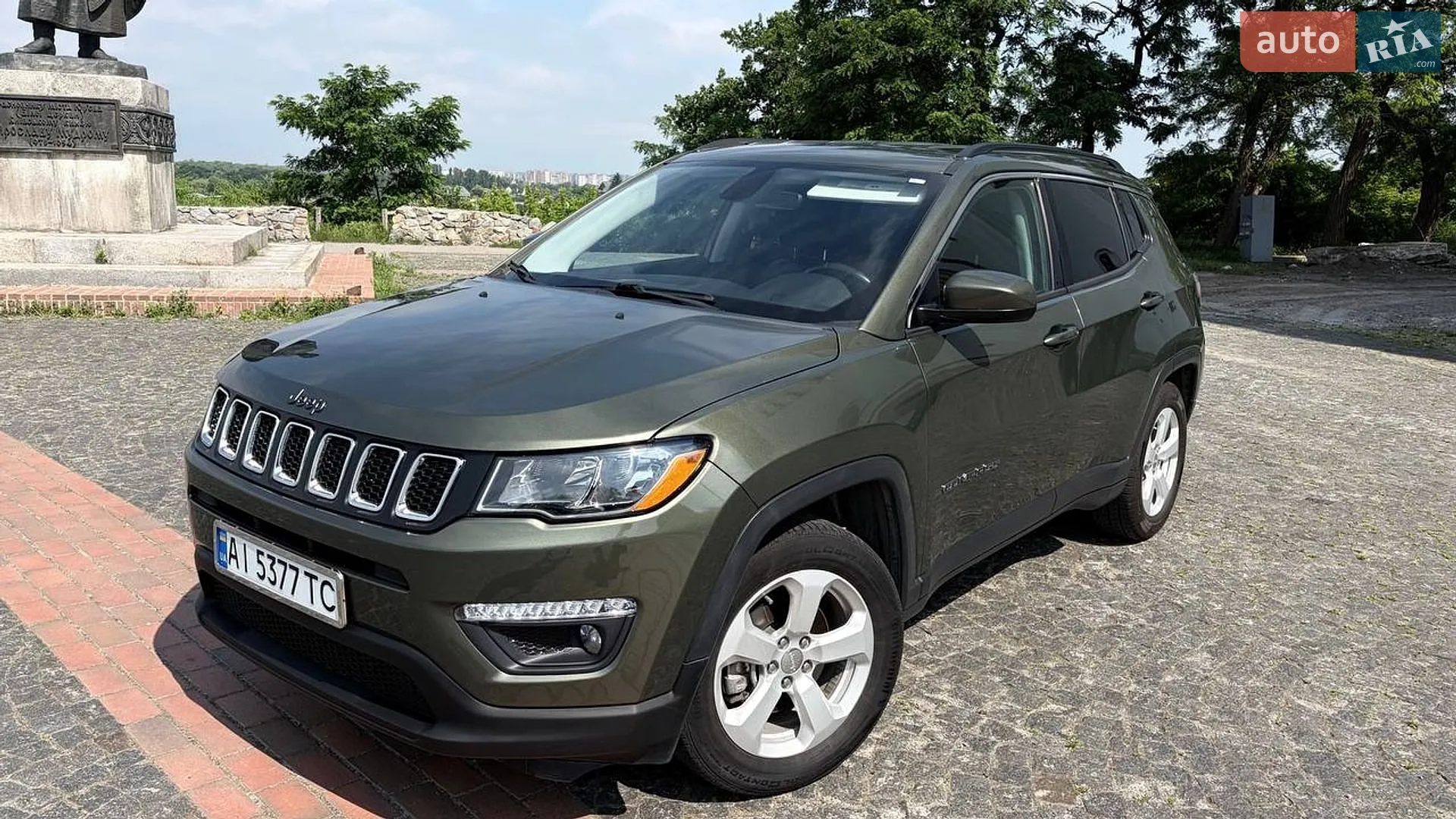 2019 Jeep Compass - мініатюра 2