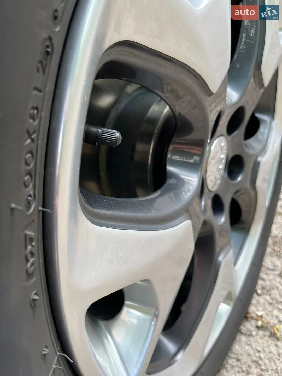 2017 Jeep Compass - мініатюра 16