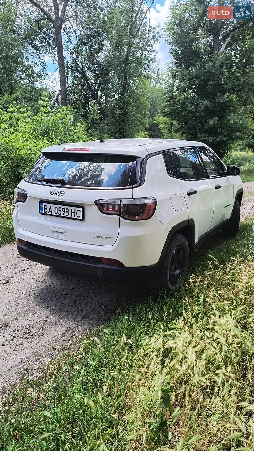 2017 Jeep Compass - мініатюра 5