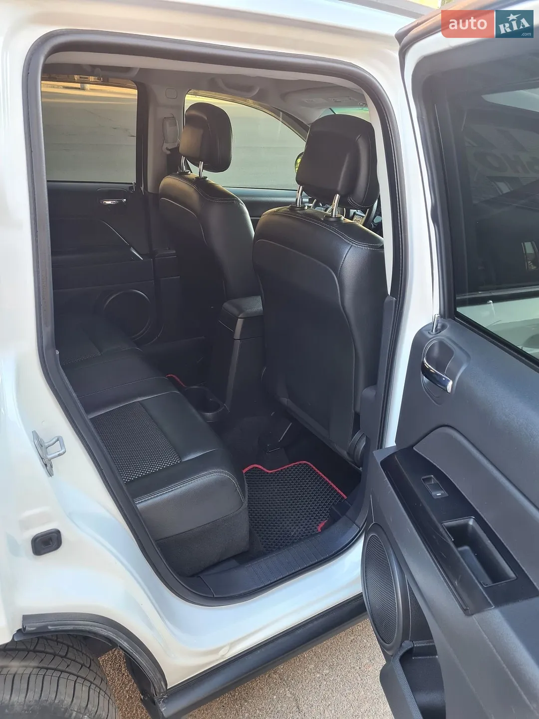 2015 Jeep Compass - мініатюра 15