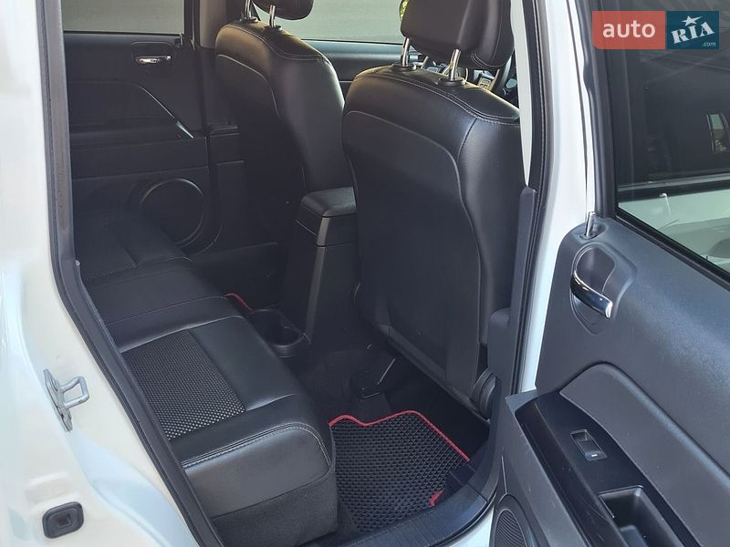 Позашляховик / Кросовер Jeep Compass 2015 в Конотопі