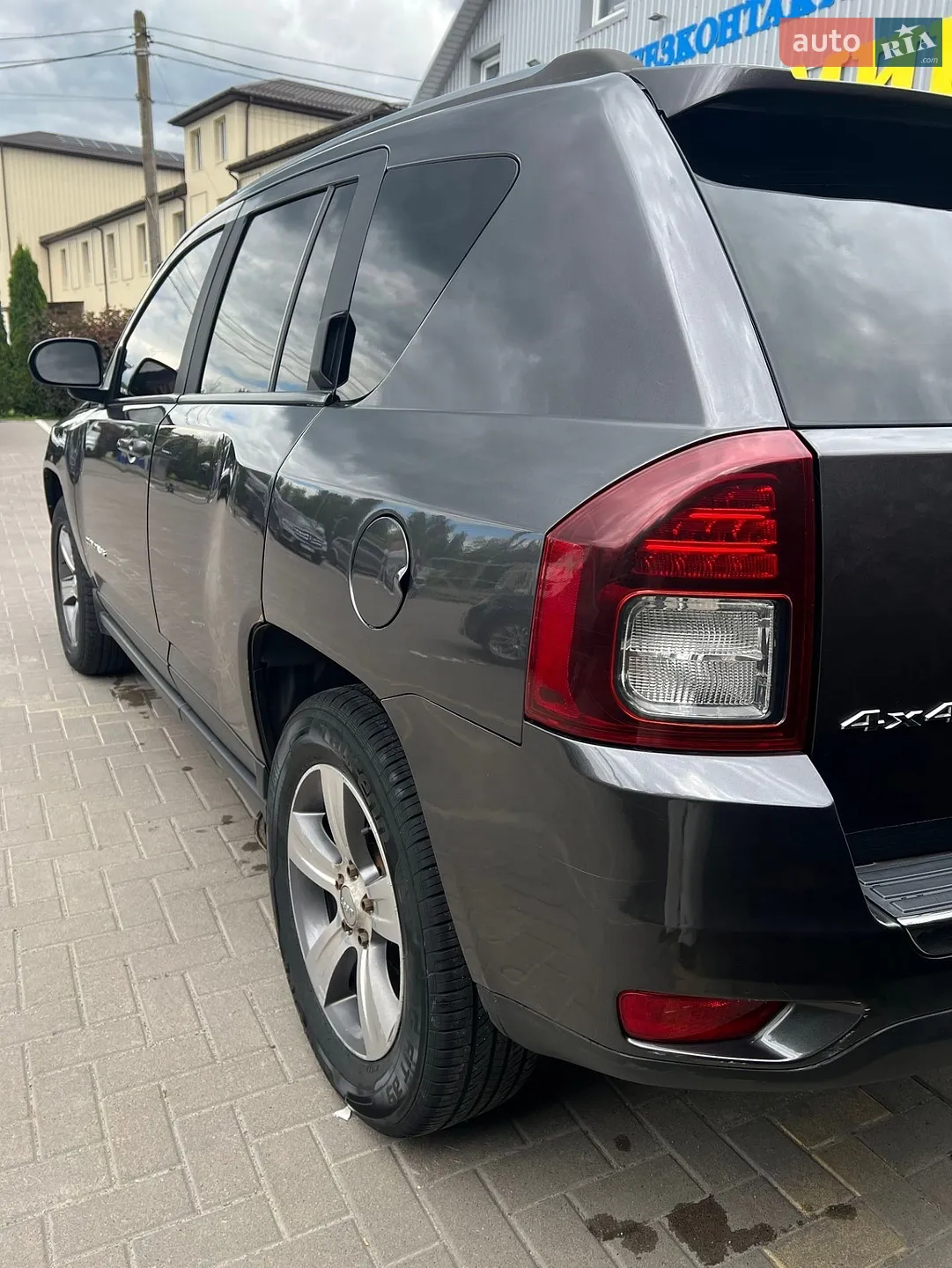 Jeep Compass 2016 VIN 1C4NJDEB5HD110082 фото оголошення 4 з 8