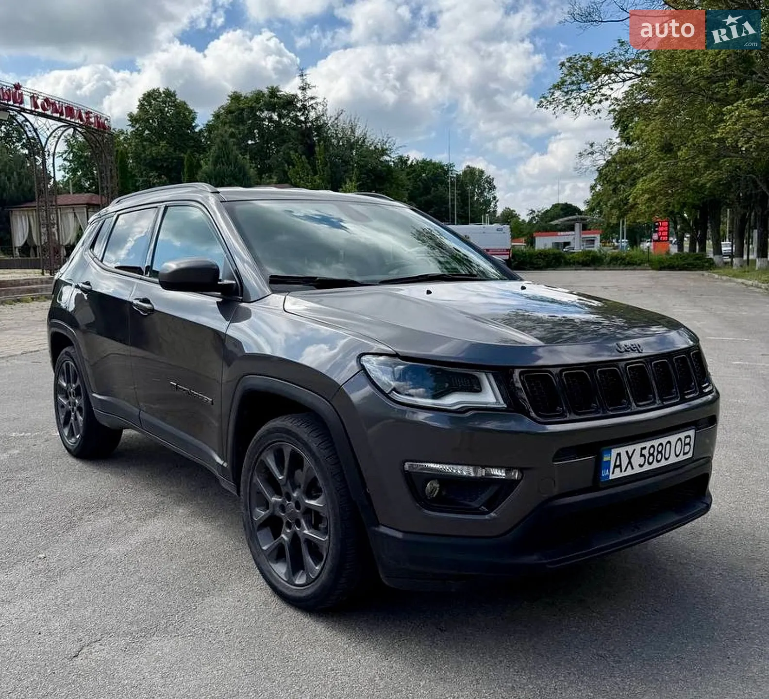 2020 Jeep Compass - фото 1