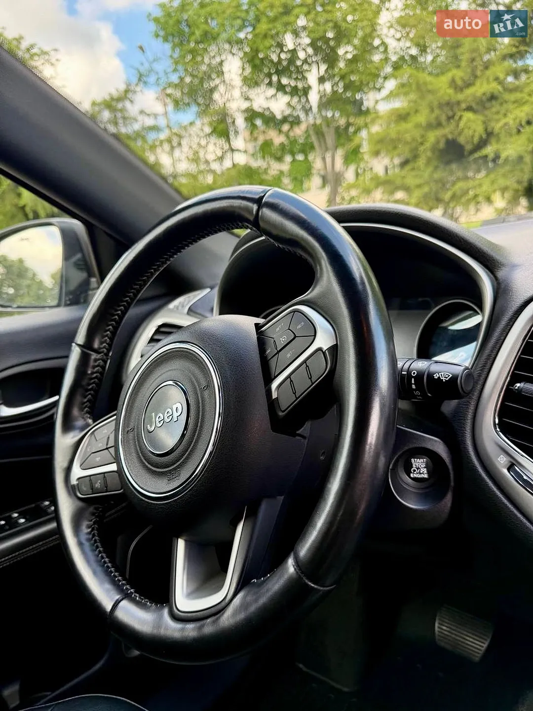 2020 Jeep Compass - мініатюра 12