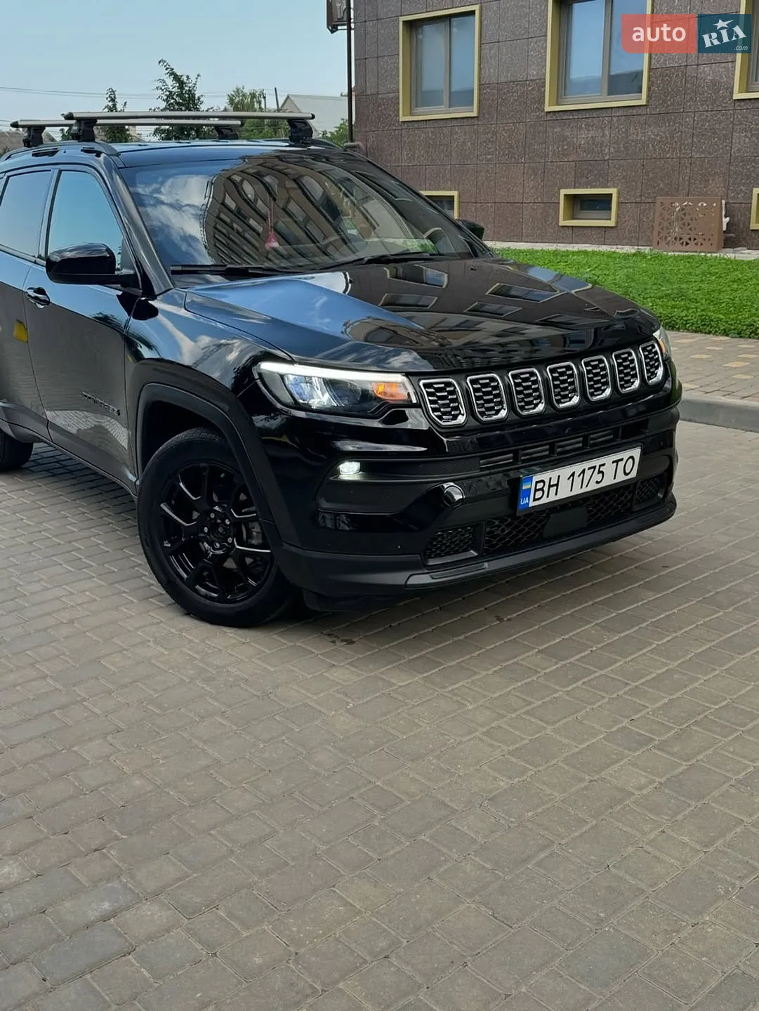 2022 Jeep Compass - мініатюра 2