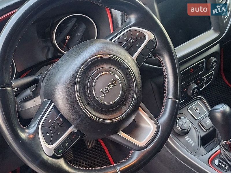 Внедорожник / Кроссовер Jeep Compass 2020 в Николаеве