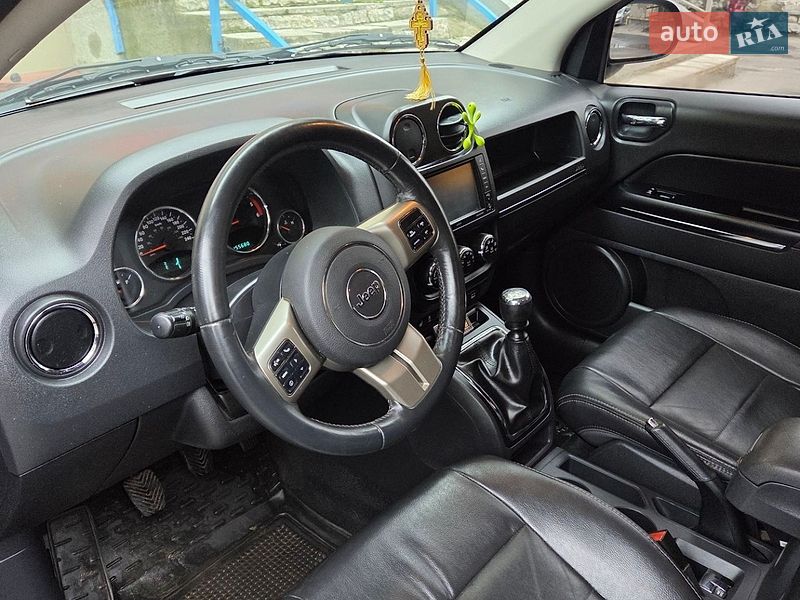 Позашляховик / Кросовер Jeep Compass 2011 в Івано-Франківську