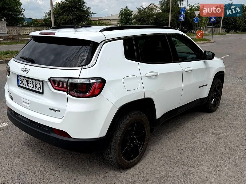 Позашляховик / Кросовер Jeep Compass 2022 в Рівному