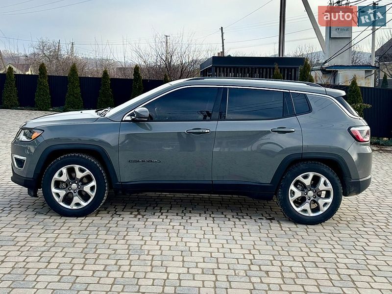 Внедорожник / Кроссовер Jeep Compass 2020 в Черновцах