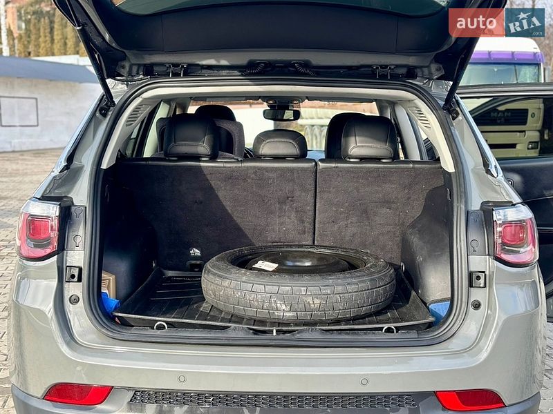 Внедорожник / Кроссовер Jeep Compass 2020 в Черновцах
