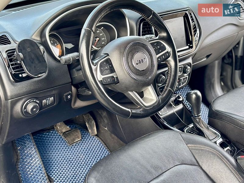Внедорожник / Кроссовер Jeep Compass 2020 в Черновцах