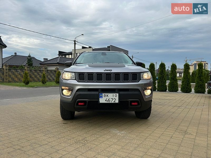 Внедорожник / Кроссовер Jeep Compass 2019 в Ровно