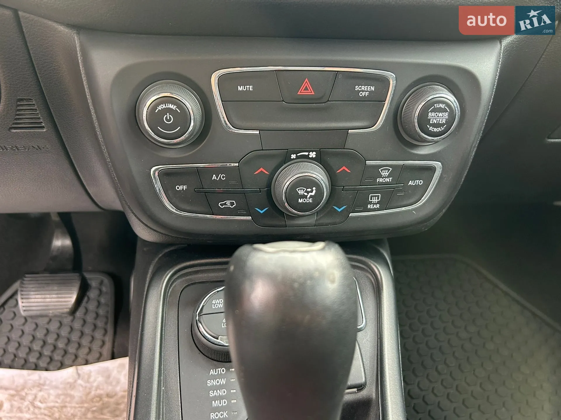 2019 Jeep Compass - мініатюра 16