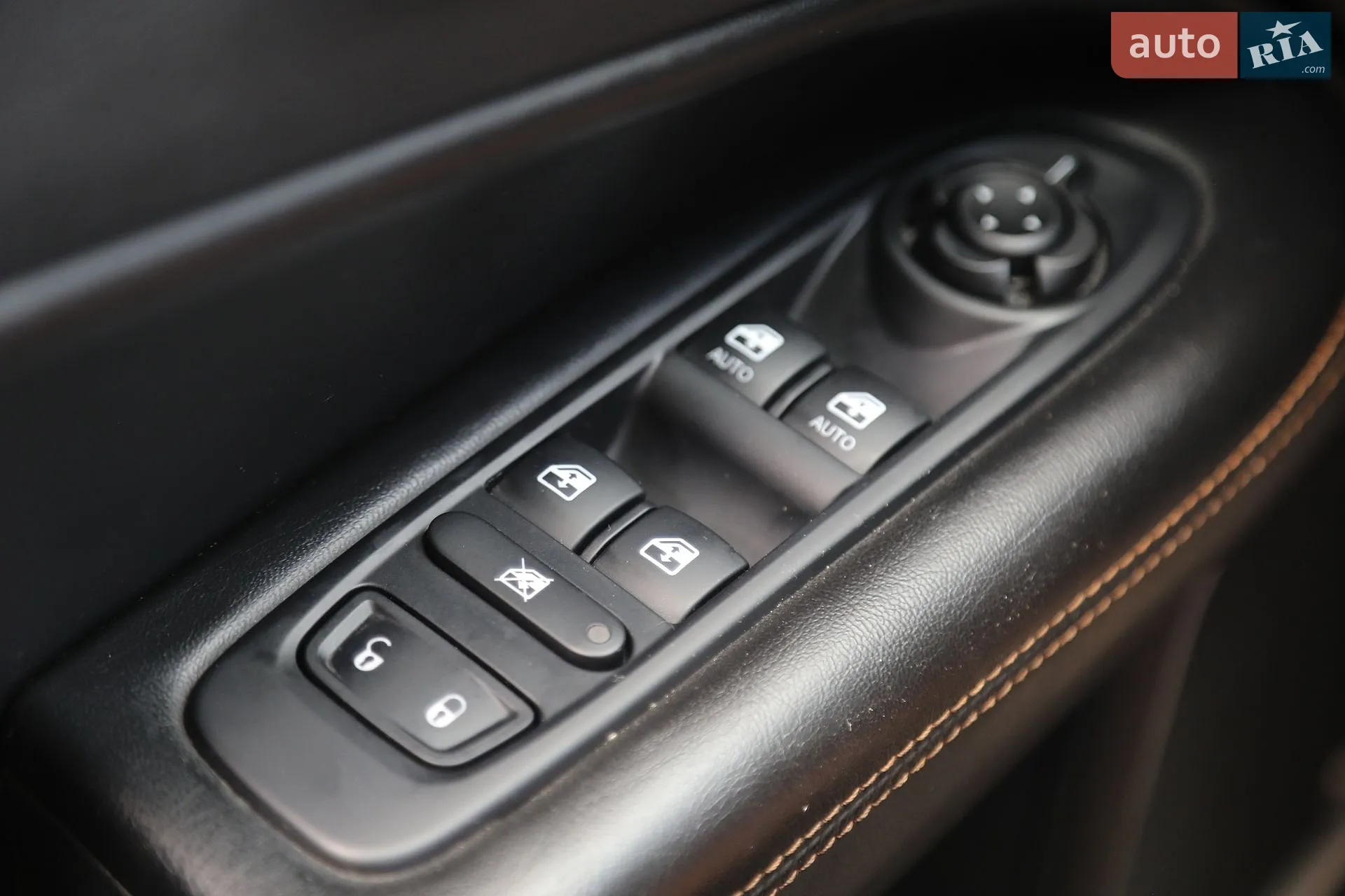 2020 Jeep Compass - мініатюра 31