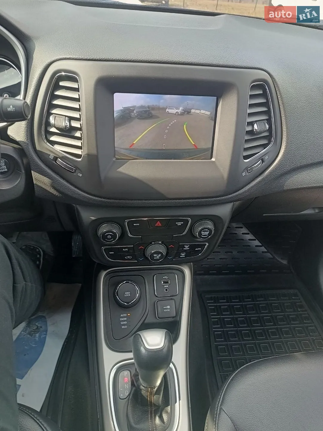 2017 Jeep Compass - мініатюра 8