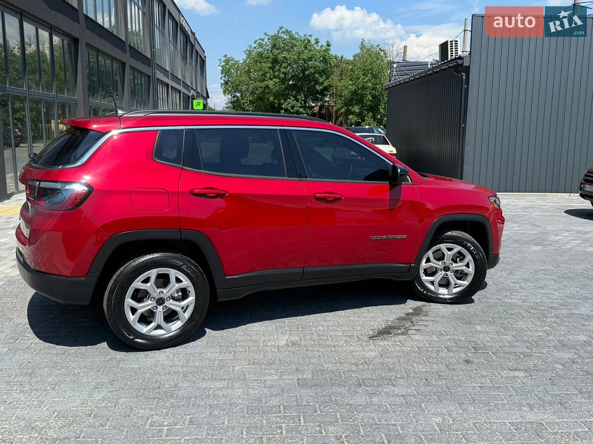 2025 Jeep Compass - мініатюра 12