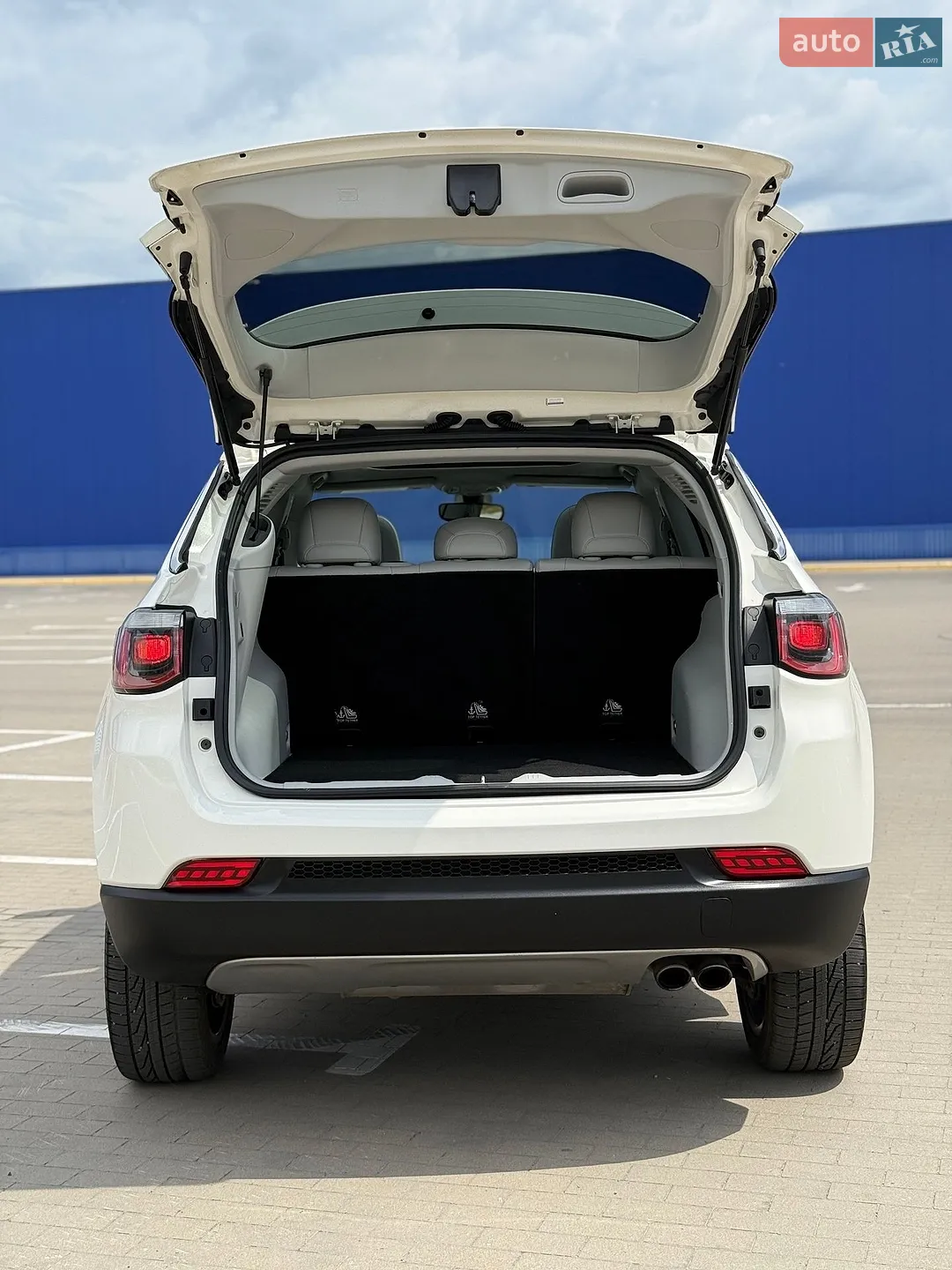 2017 Jeep Compass - мініатюра 13