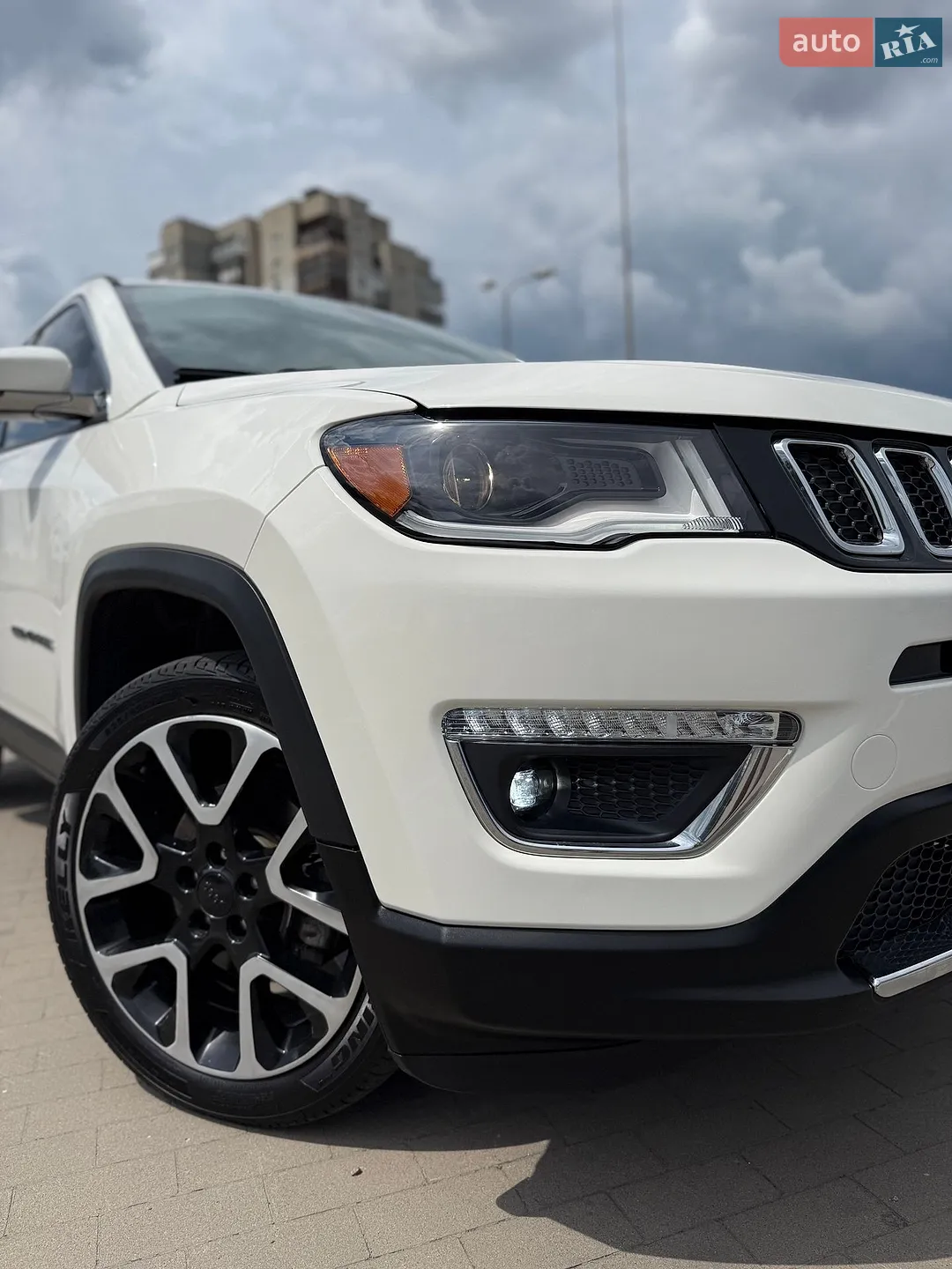 2017 Jeep Compass - мініатюра 3