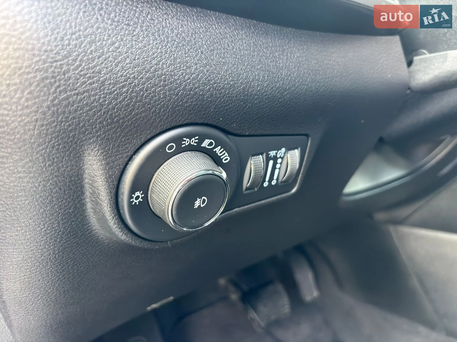 2022 Jeep Compass - мініатюра 28