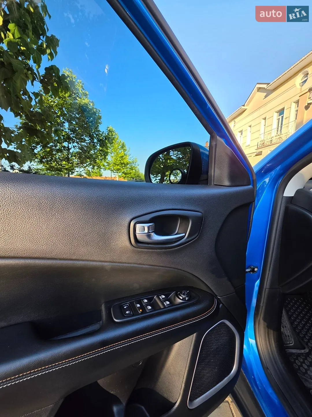2020 Jeep Compass - мініатюра 13