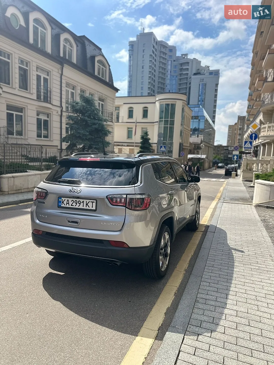 2017 Jeep Compass - мініатюра 11