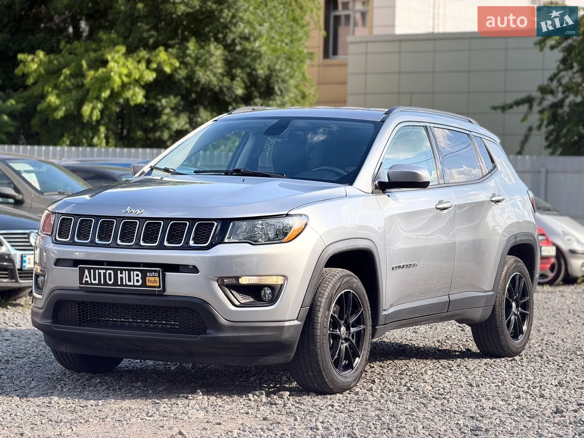 2017 Jeep Compass - мініатюра 3