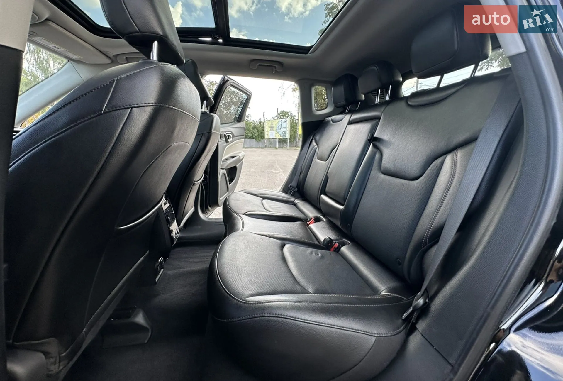2021 Jeep Compass - мініатюра 26
