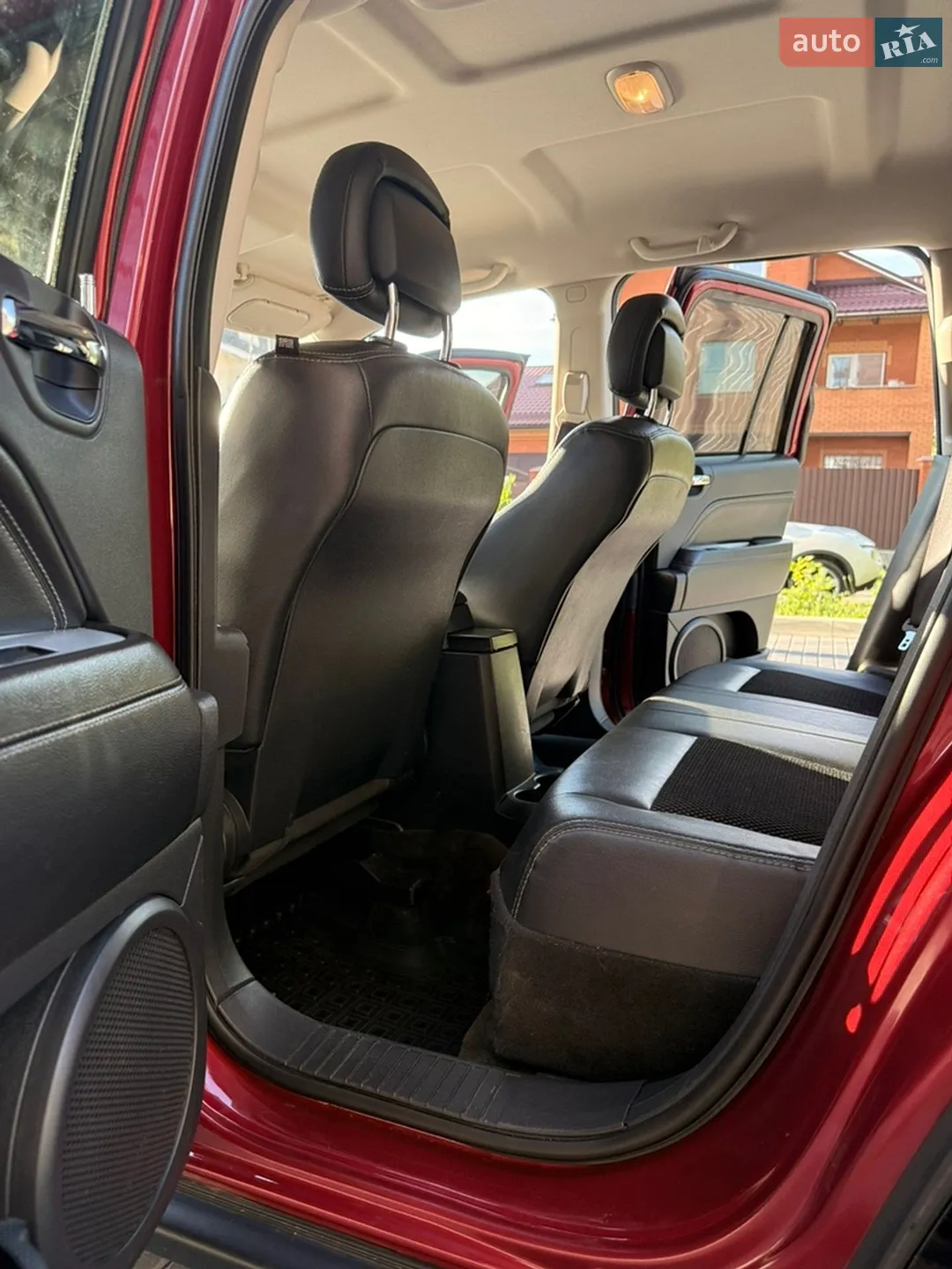 2016 Jeep Compass - мініатюра 36