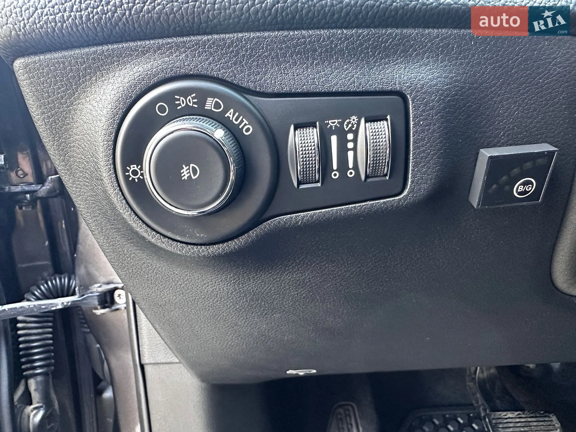 2019 Jeep Compass - мініатюра 19