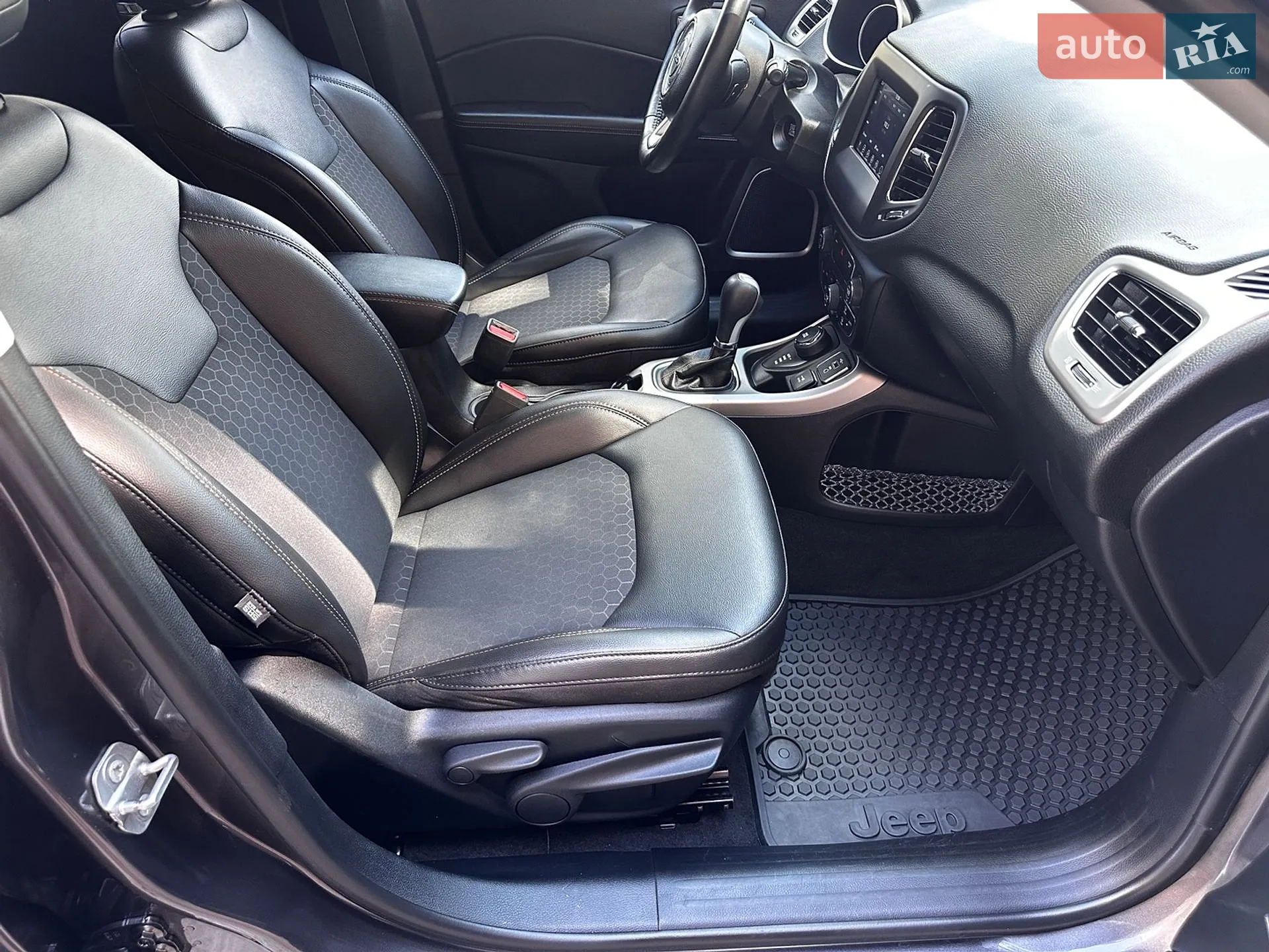 2019 Jeep Compass - мініатюра 47