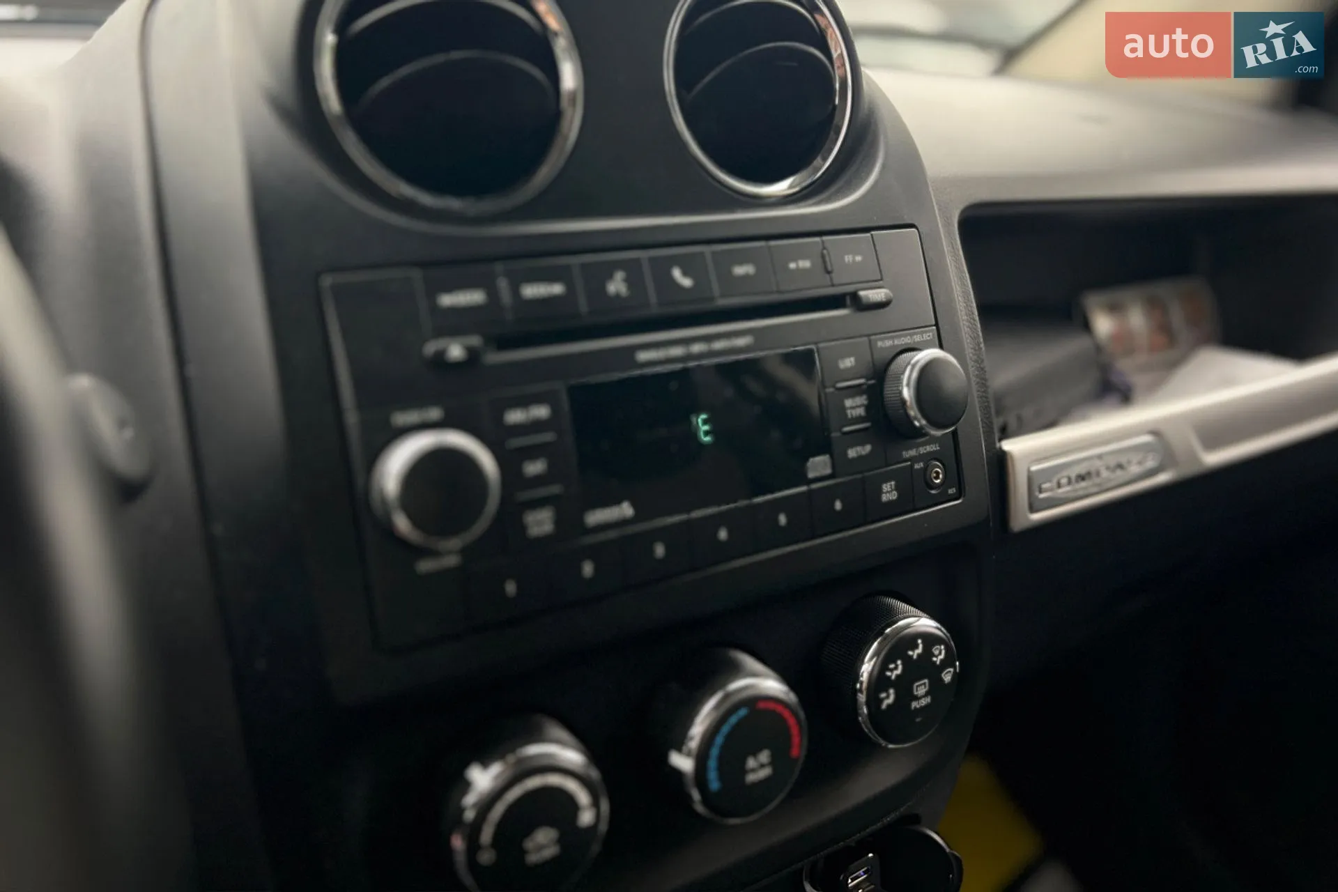 2016 Jeep Compass - мініатюра 15