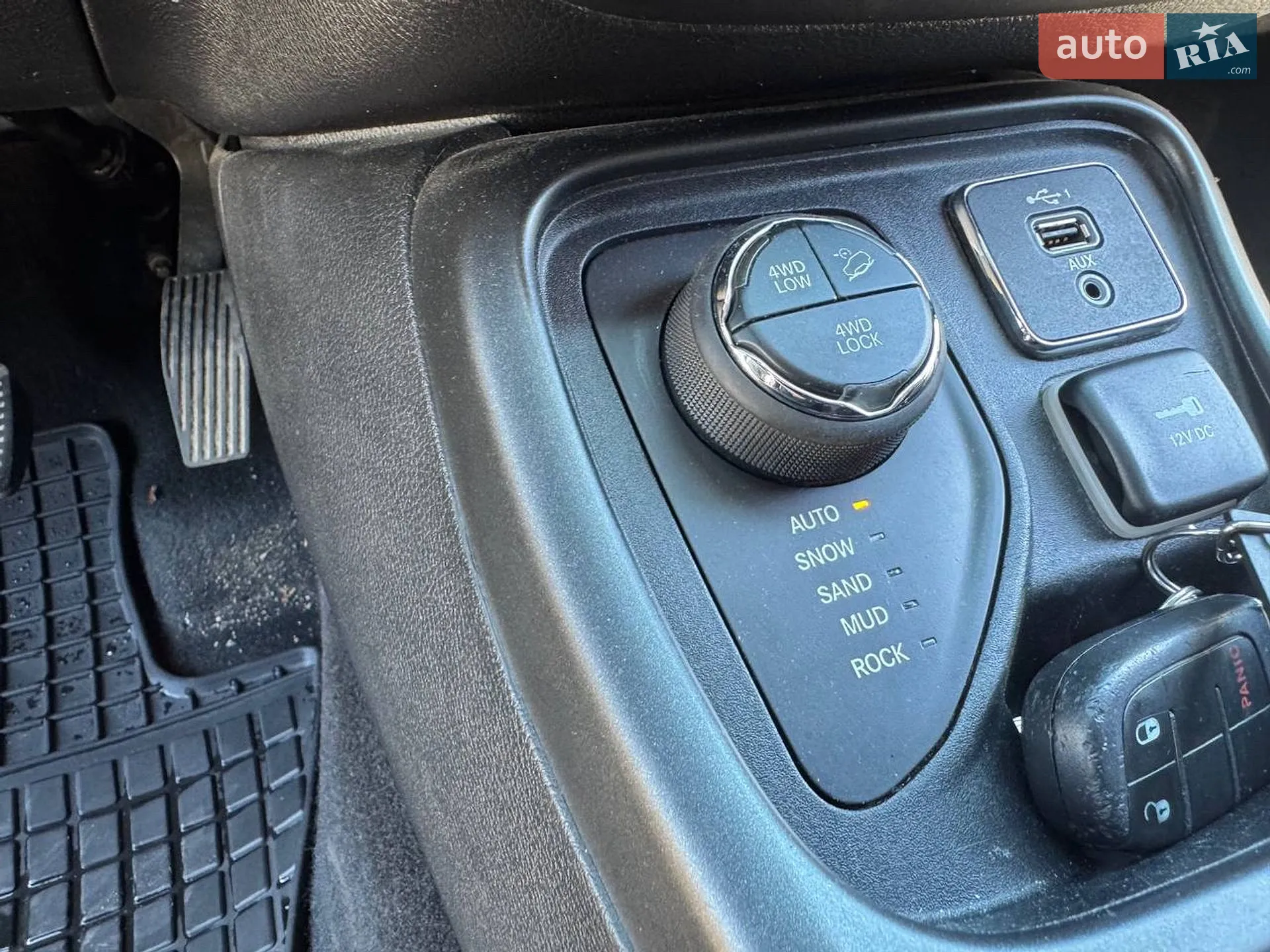 2019 Jeep Compass - мініатюра 38