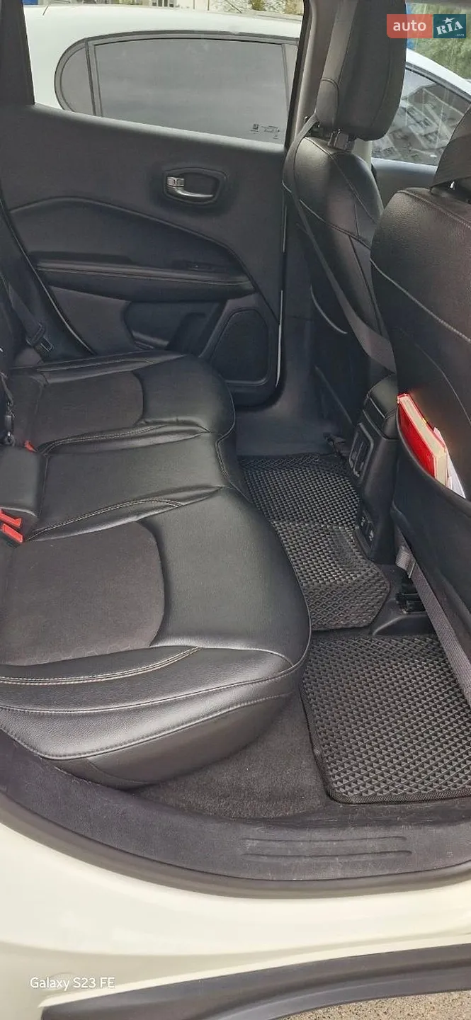 2017 Jeep Compass - мініатюра 6