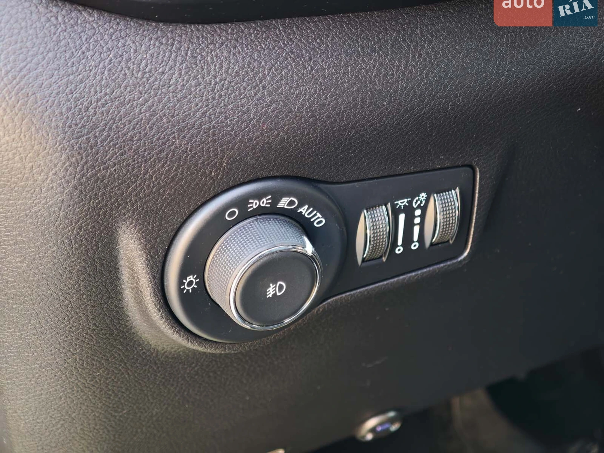 2023 Jeep Compass - мініатюра 28