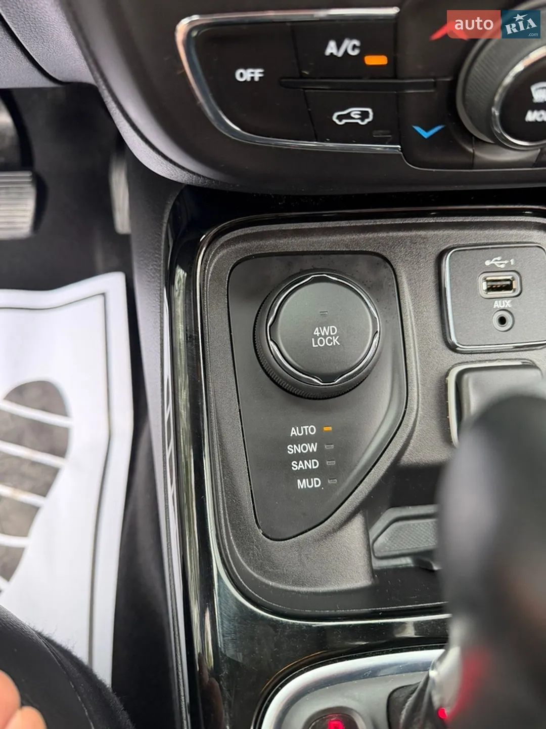 2019 Jeep Compass - мініатюра 34