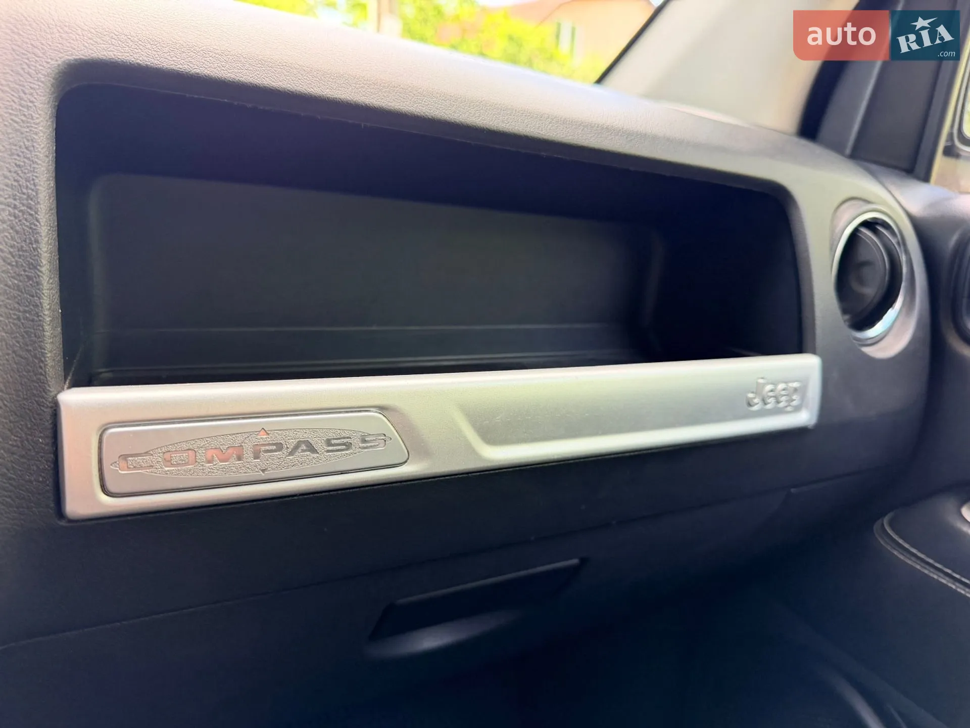 2013 Jeep Compass - мініатюра 37