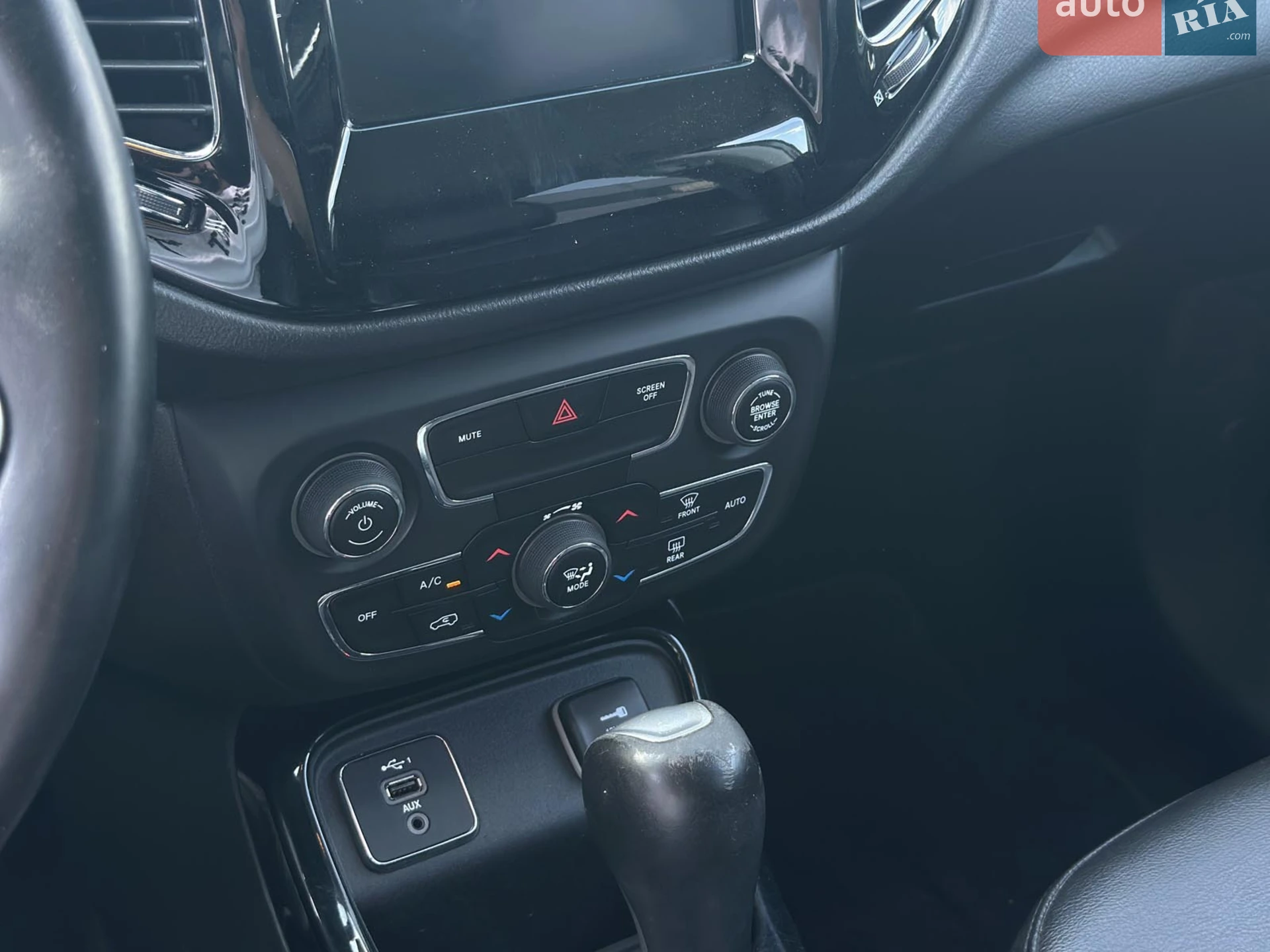 2019 Jeep Compass - мініатюра 19