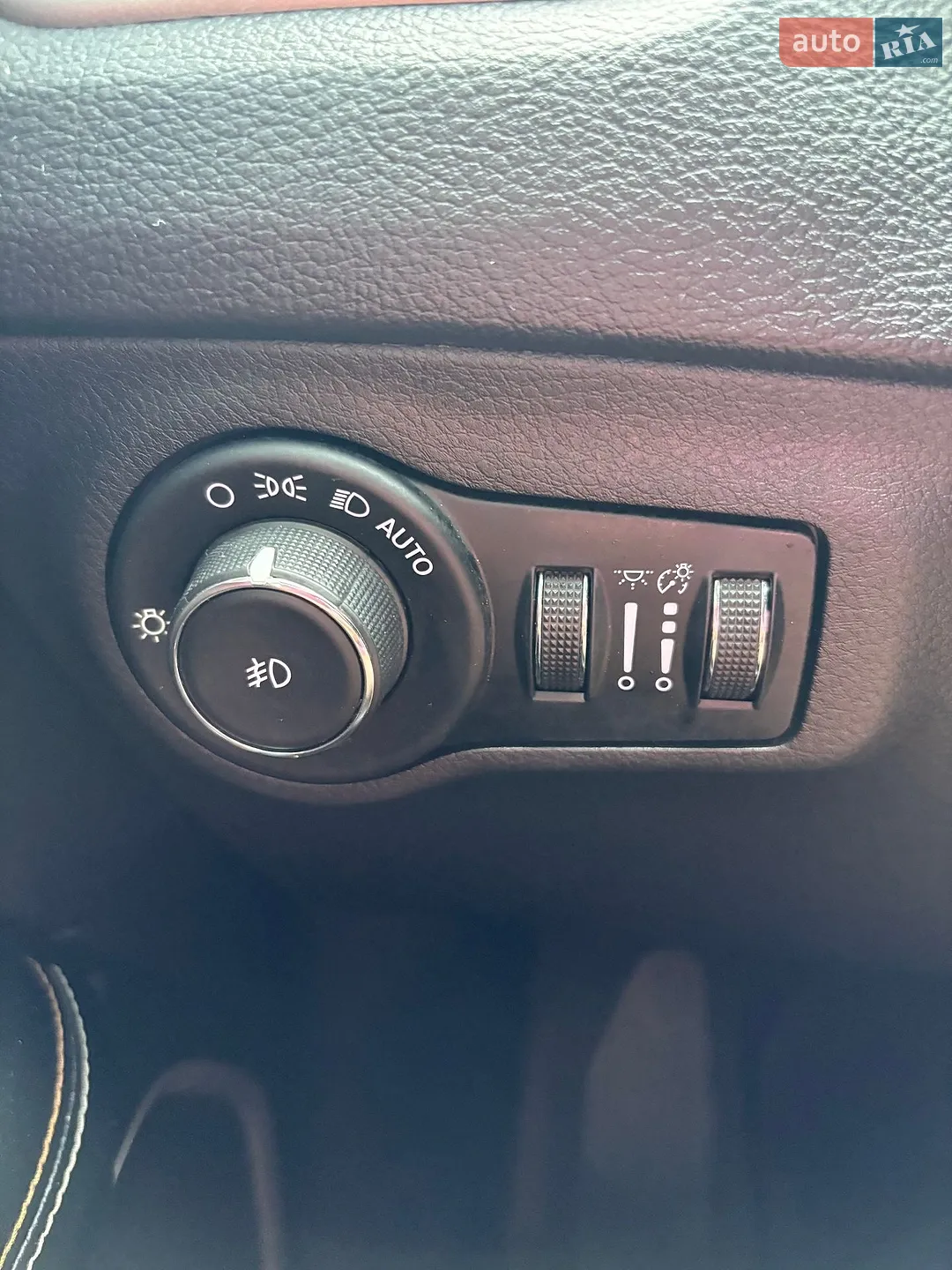2018 Jeep Compass - мініатюра 17