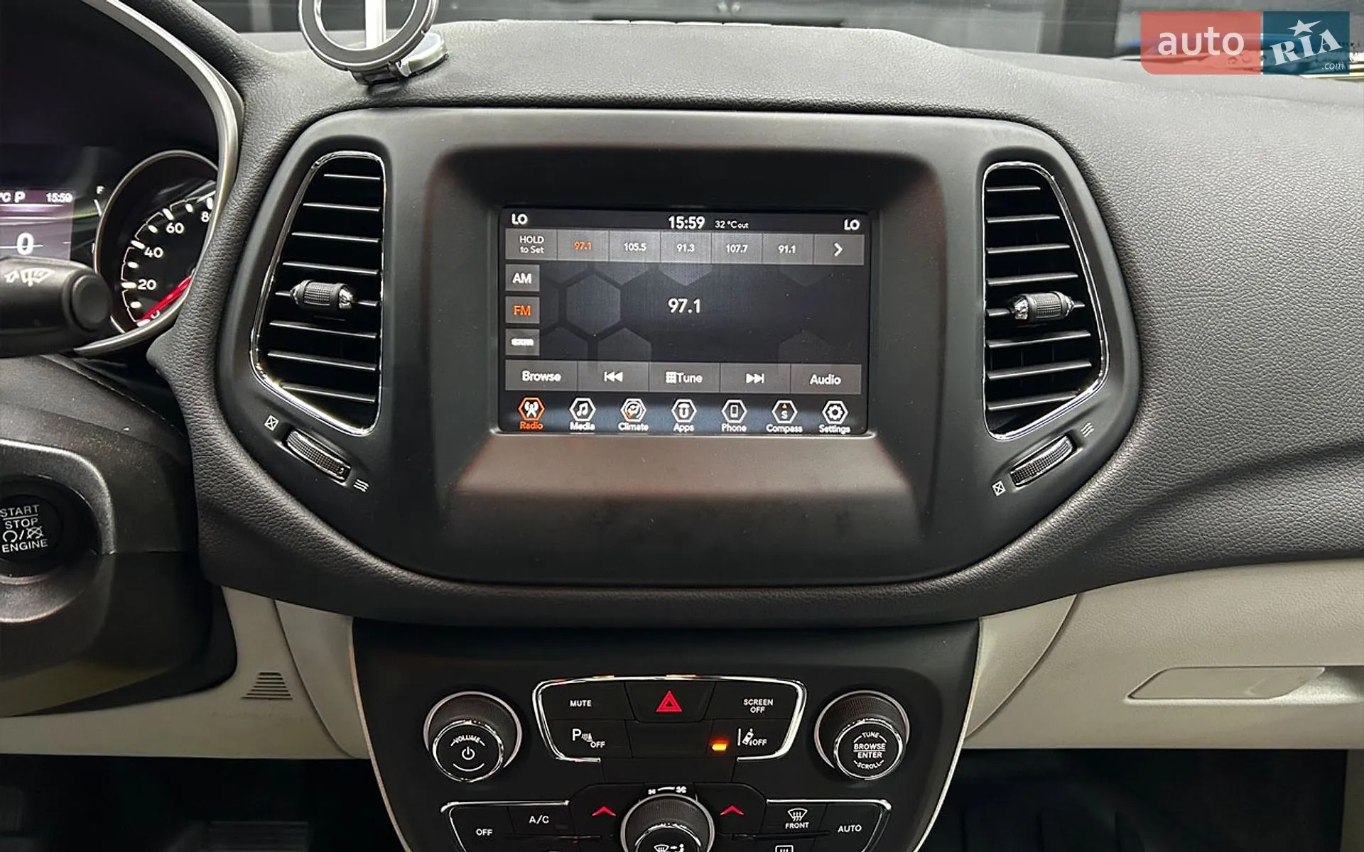 2019 Jeep Compass - мініатюра 21