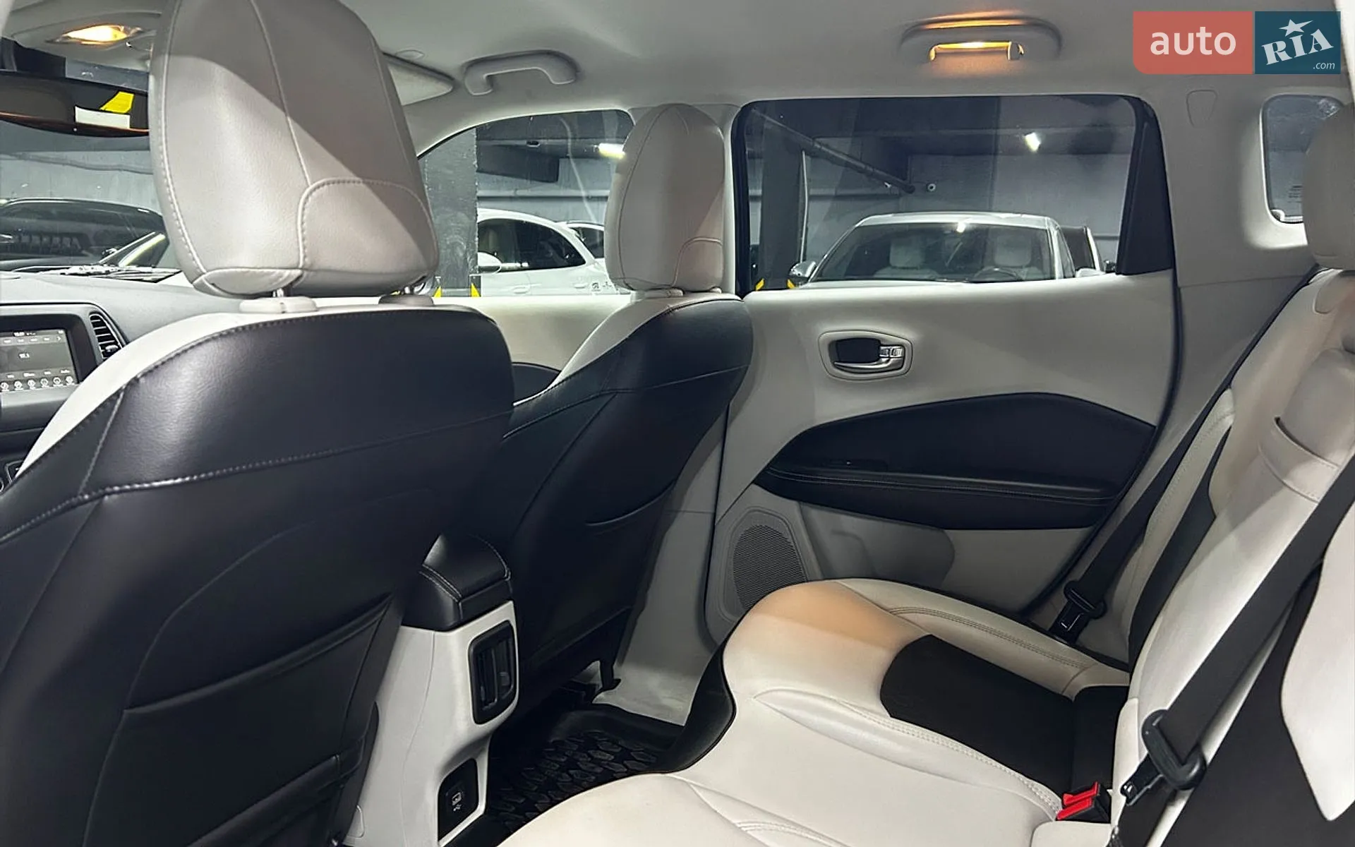 2019 Jeep Compass - мініатюра 30