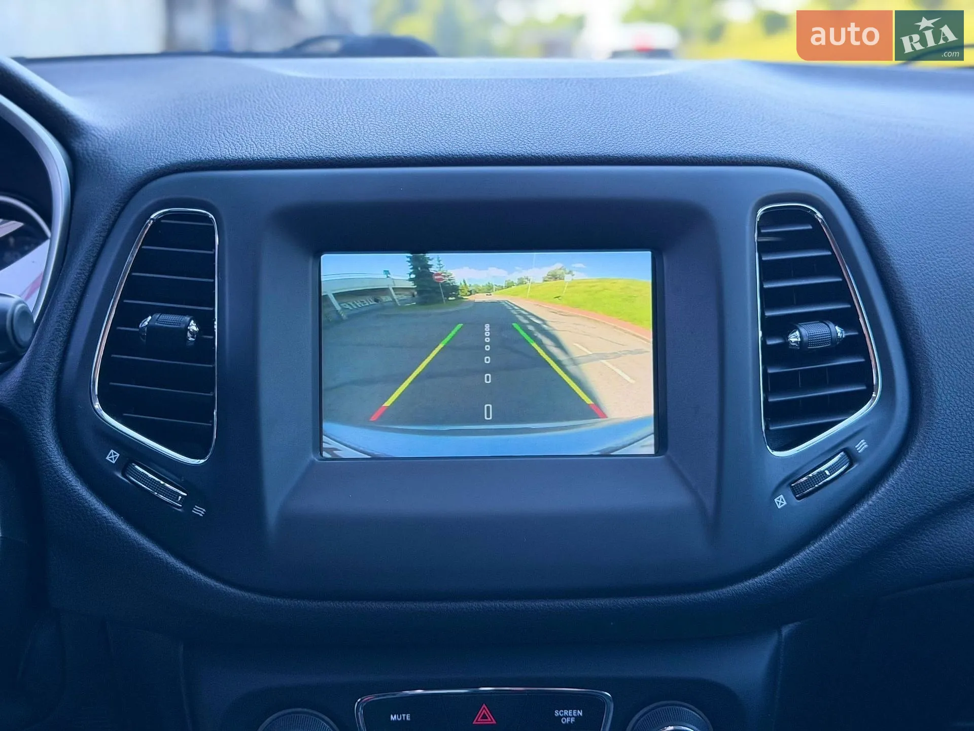2019 Jeep Compass - мініатюра 8